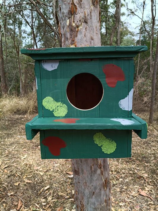 🦉 Owl & Wood Duck Box – Handmade Duckling-Safe Nest Box