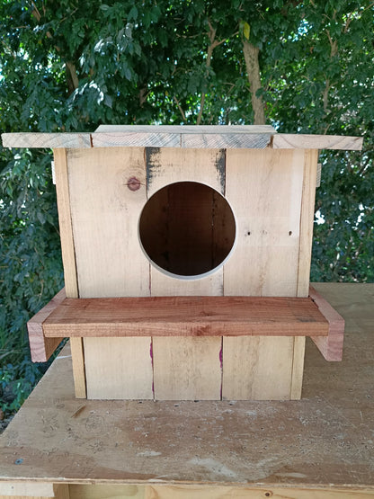 🦉 Owl & Wood Duck Box – Handmade Duckling-Safe Nest Box